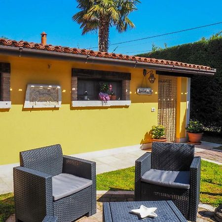 קוואלינו-טראפורטי La Brigata Apartments Yellow House מראה חיצוני תמונה